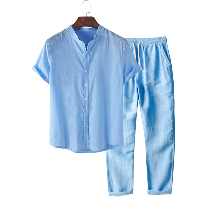Light blue Lasse™ short-sleeved shirt set by Emma & Rose Manhattan, two-piece outfit for stylish casual wear.