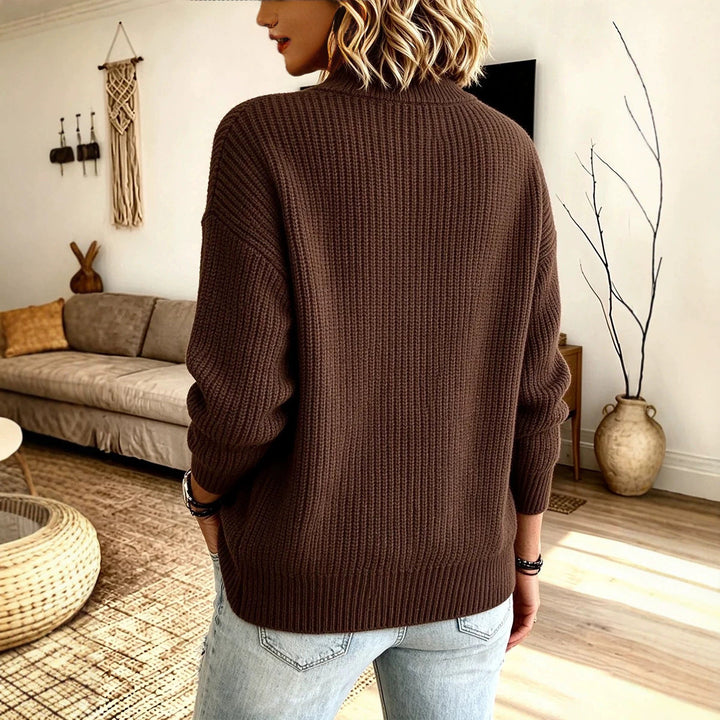 Women's Ribbed Sweater with Asymmetrical Zip – Modern and Comfortable