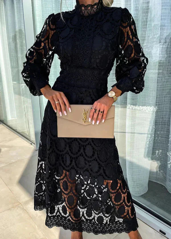 Lilian Flattering Maxi Dress - Elena Harper