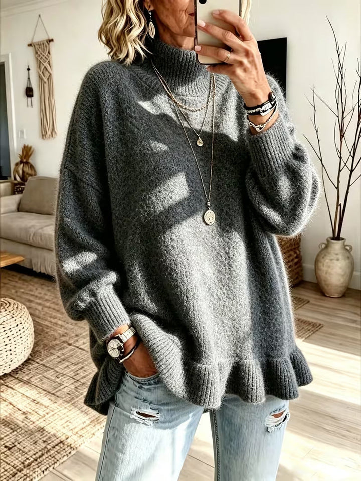 Women's Knit Sweater with Wavy Edge – Soft and Feminine
