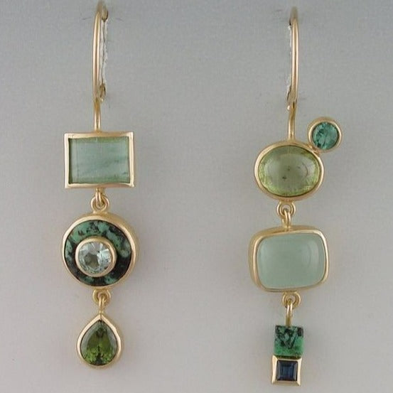 Green Stone Earrings for Women - Elegant and Refined Vintage Style.