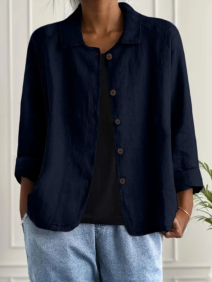 Women's Classic Light Top with Comfortable Fit and Versatile Design