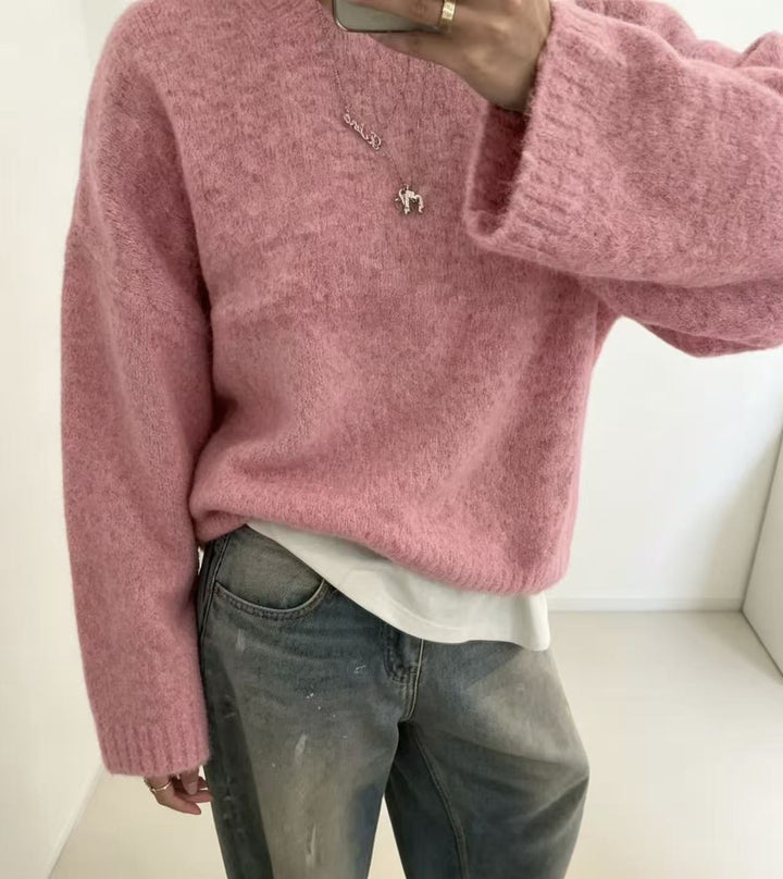 Loose Women's Knit Sweater - Soft and Easy to Wear