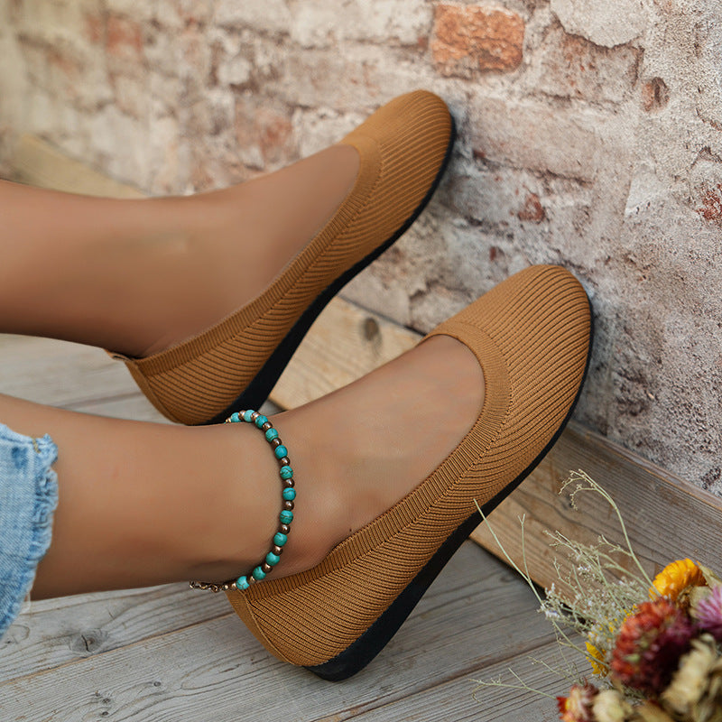 Lara | Slip-On Flat Orthopaedic Shoes with Closed Design