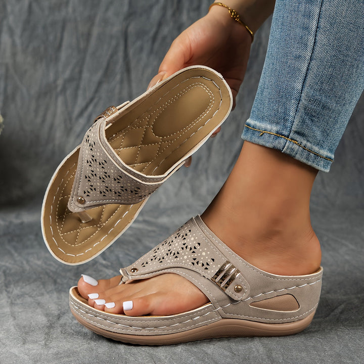 Platform wedge flip-flops adorned with pearls for women Montarello