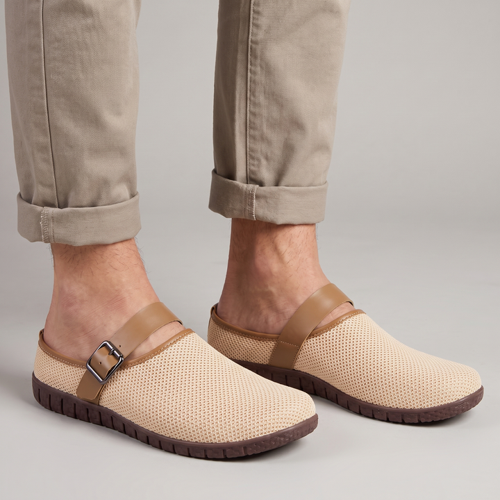 Robert | Modern and Versatile Slippers with Adjustable Strap