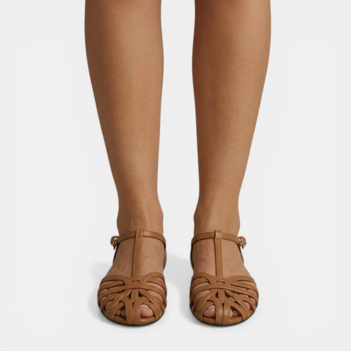 Women's Flat Brown Sandals in Soft Leather for Summer