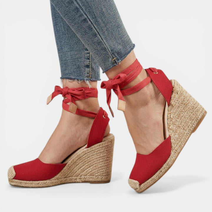 Elegant Romantic Lace Women's Heeled Sandals