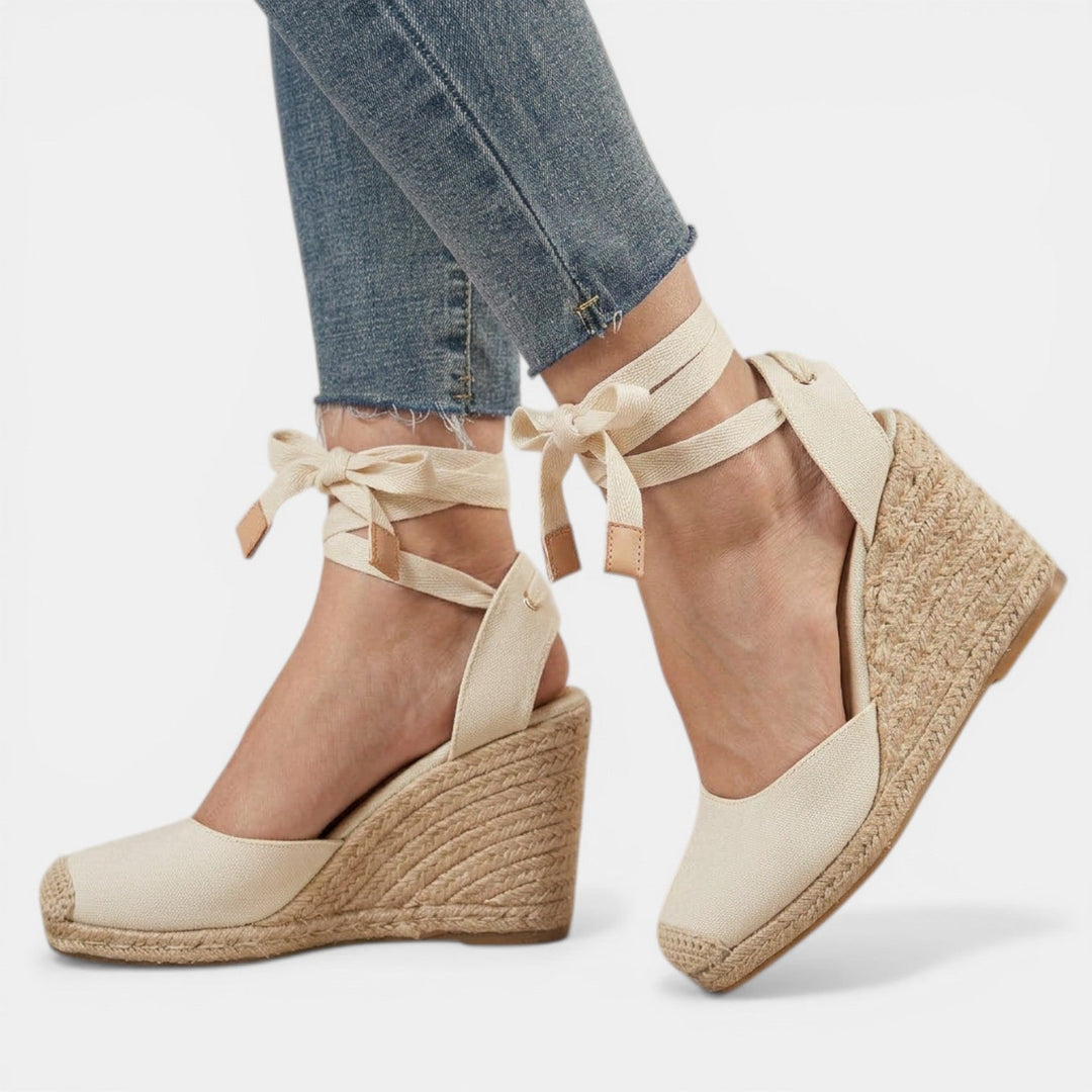 Elegant Romantic Lace Women's Heeled Sandals