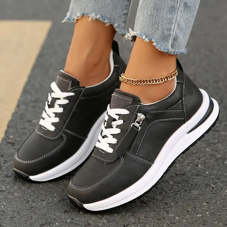 Pura | Trendy Orthopaedic Sneakers – Elegance and Well-being