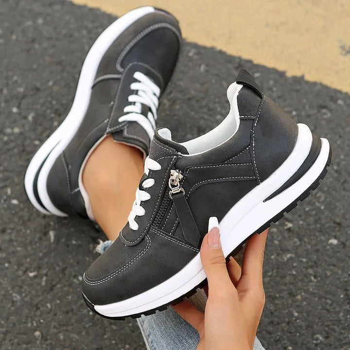 Pura | Trendy Orthopaedic Sneakers – Elegance and Well-being