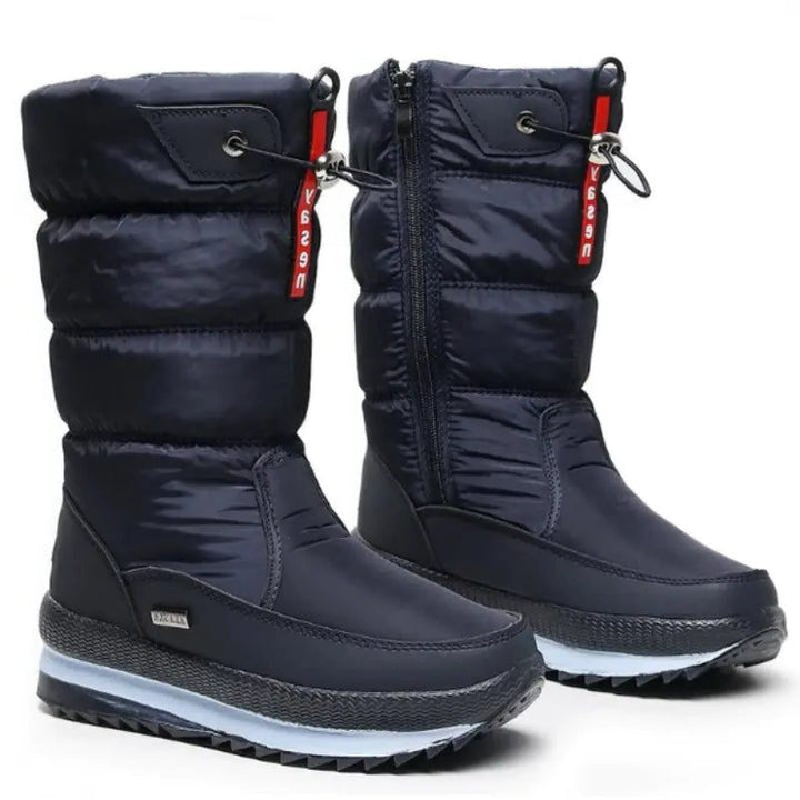 Quilted Snow Boots with Trekking Sole and Zipper for Women