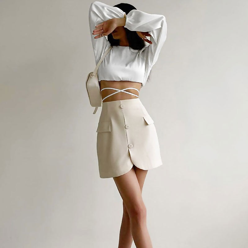 Emma - Short top with shiny satin ties