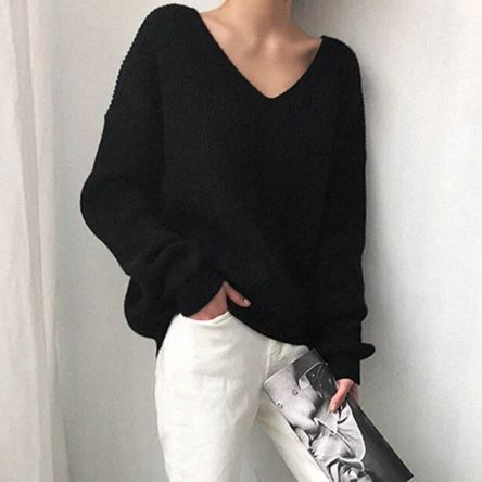 Women's Oversized V-Neck Sweater Comfortable and Elegant Knitwear, view 4 - Elena Harper