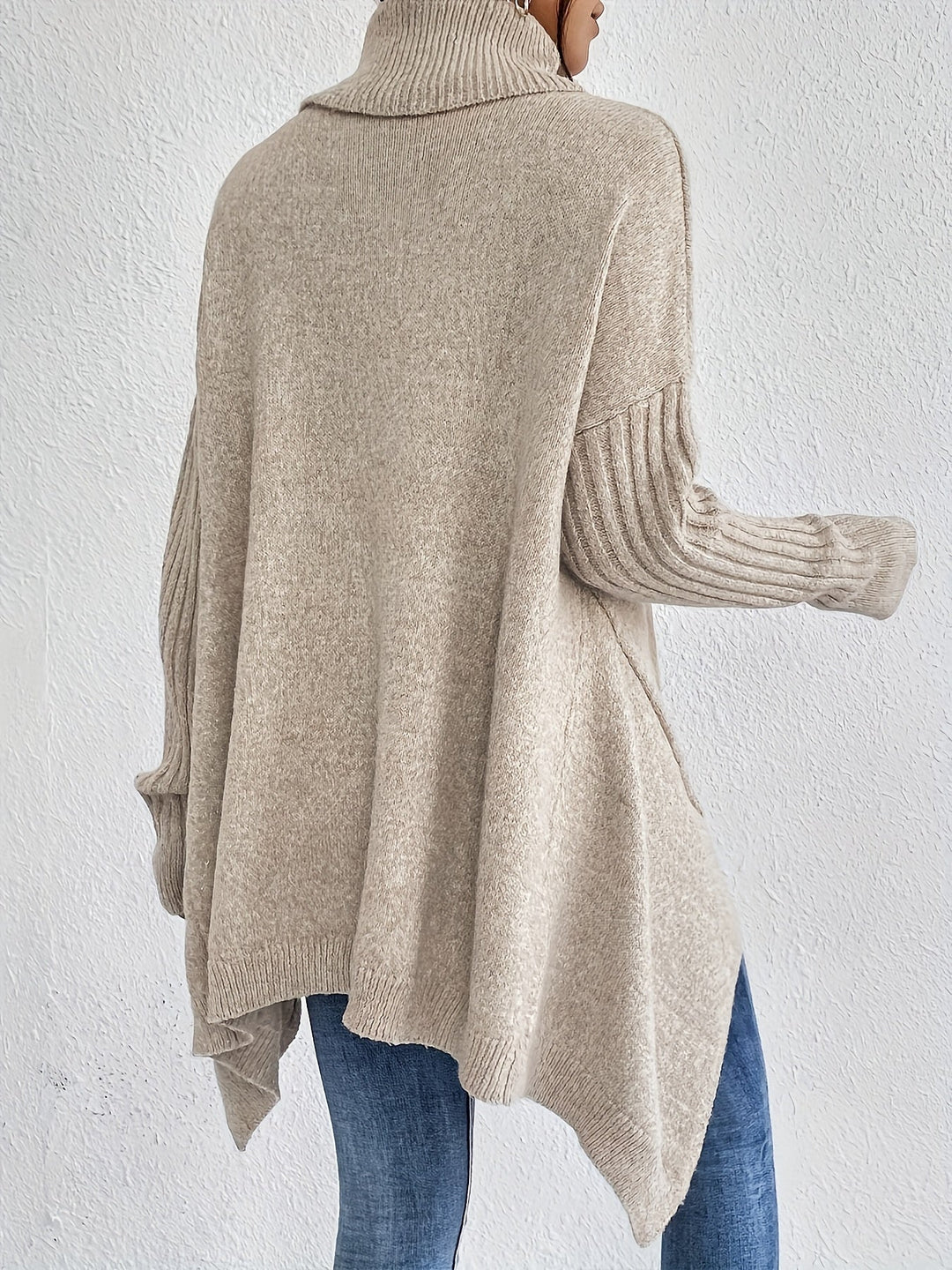 Hedrun Women's Oversized Turtleneck Sweater - Elena Harper