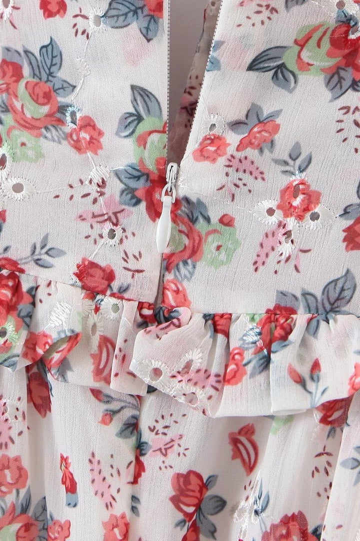 Help - Maxi Dress with Off-Shoulder Floral Print