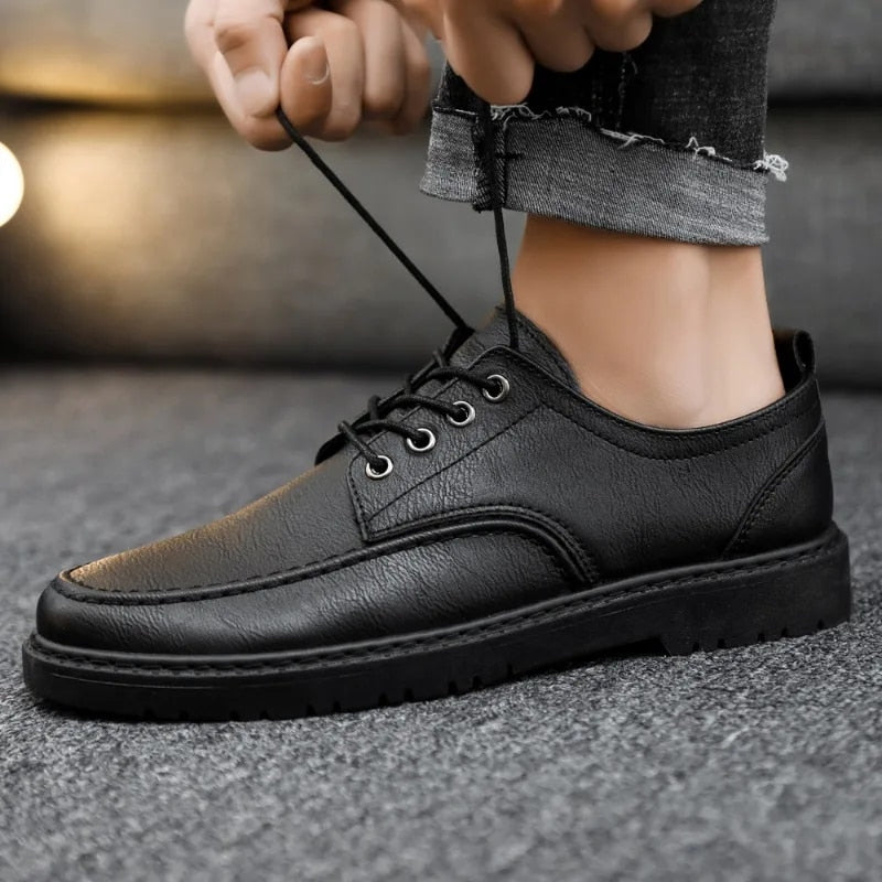 Men's Lace-Up Derby Shoes with Pull Tab