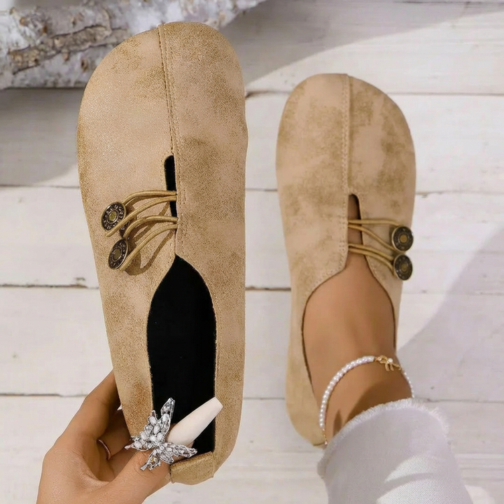 LOAFERS WITH BUTTON FOR WOMEN