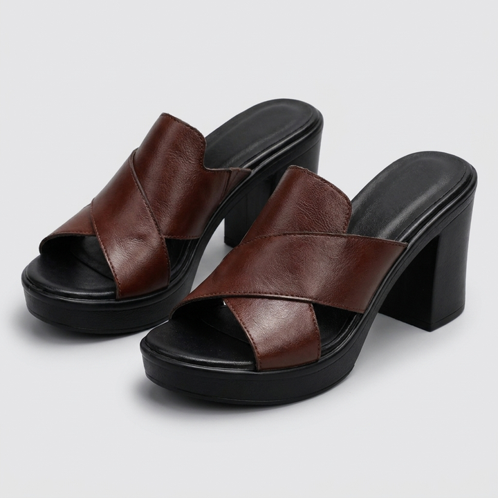 Elegant Daniela Emma & Rose Cape Town sandals with comfortable straps and stylish design, perfect for casual or dressy occasions.