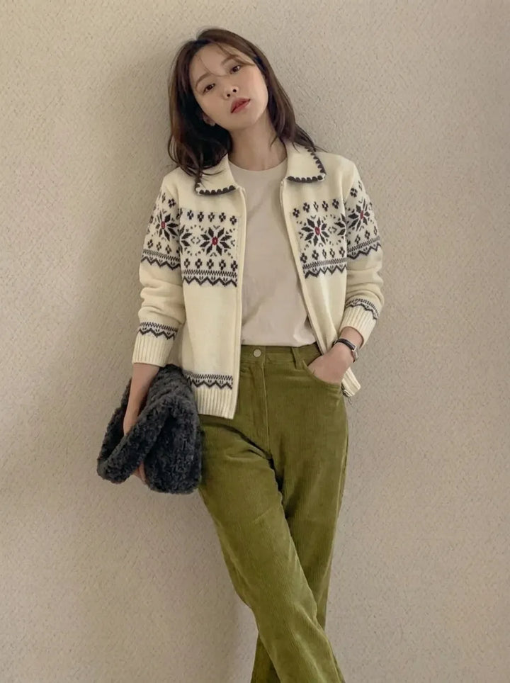 Cair Wool Pullover with Button Placket - Elena Harper