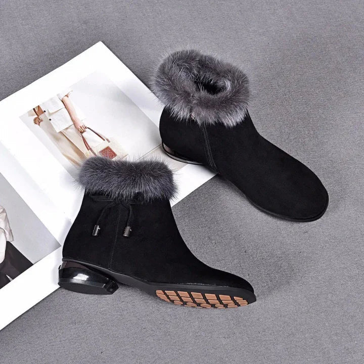 Eleganti | Winter ankle boots lined with faux fur, chic and comfortable