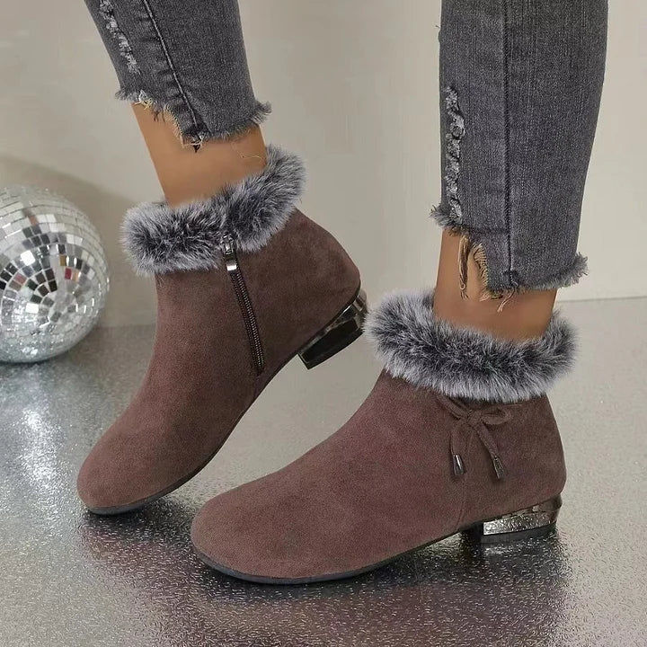 Eleganti | Winter ankle boots lined with faux fur, chic and comfortable
