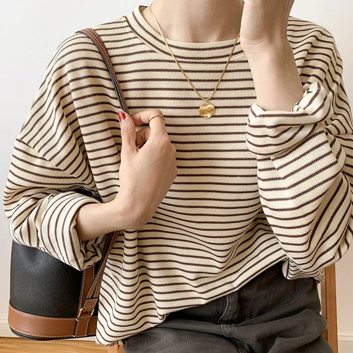 Women's Long Sleeve Shirt with Ribbed Pattern and Loose Fit, view 3 - Elena Harper