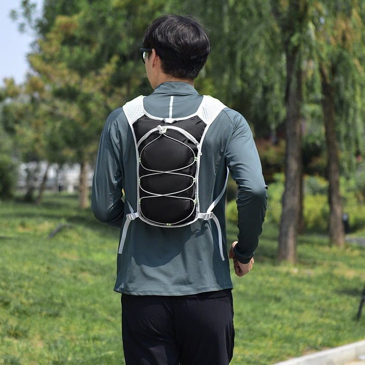 Hydration Vest With Ultralight Design And Adjustable Fit Featuring Multiple Storage Options And Ergonomic Back Padding
