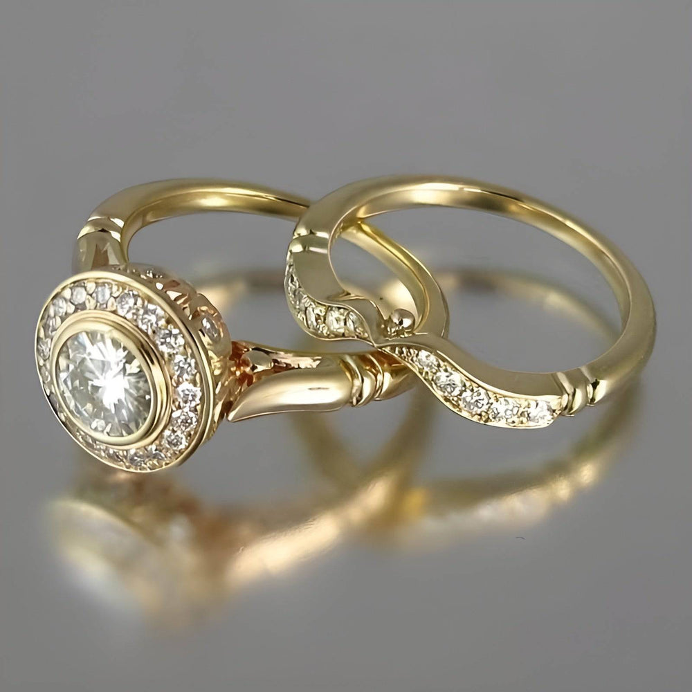 Klarisse™ Timeless Gold Ring Set by Emma & Rose Cape Town featuring elegant stacked gold rings with intricate detailing
