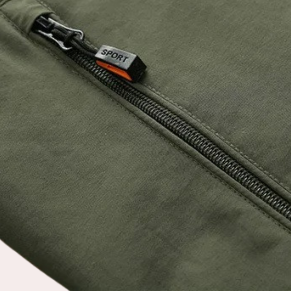 Breathable and Water-Repellent Autumn Jacket with Versatile Design for the Autumn Season
