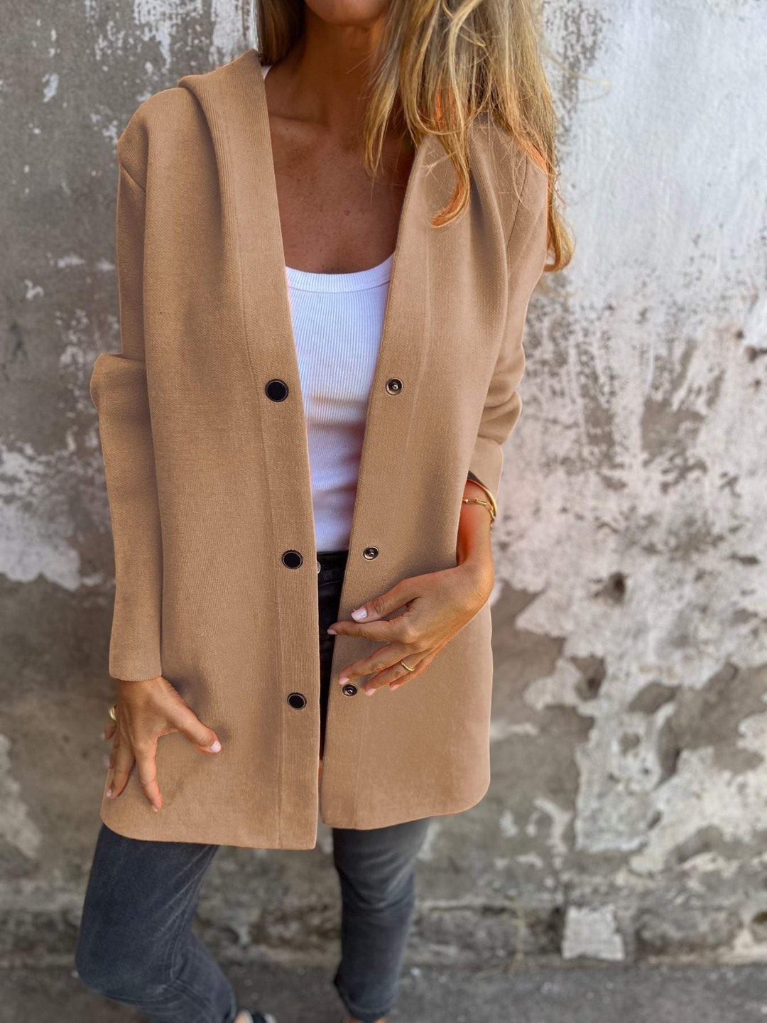 DELACROIX | LONG CHIC GILET WITH HOOD