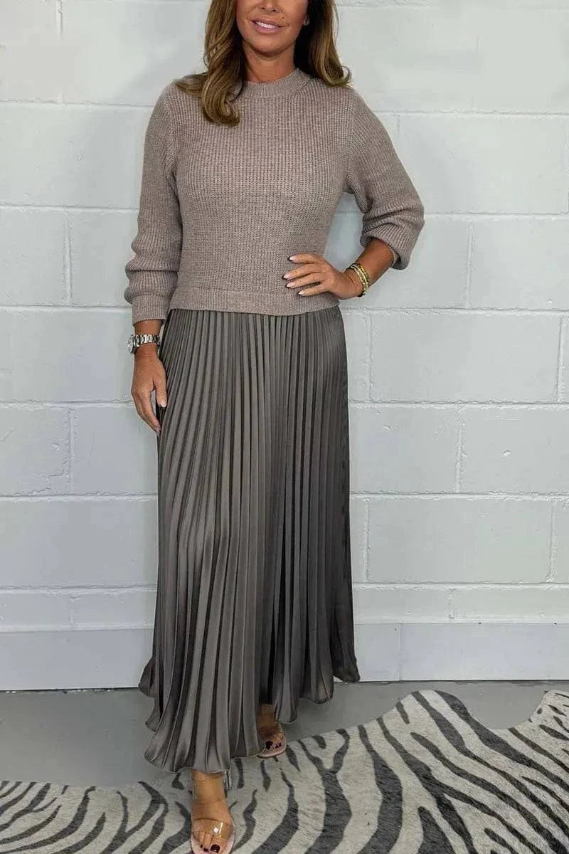Elegant Maeliq™ maxi dress by Emma & Rose Cape Town, featuring flowing fabric and a stylish silhouette.
