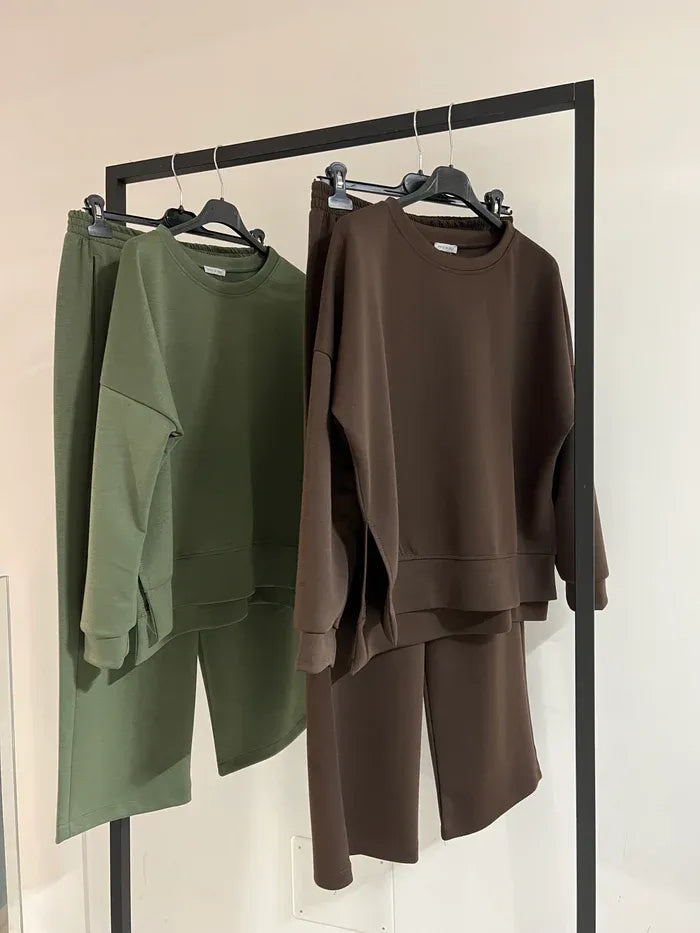 Glaminda Modern Oversized Tracksuit, view 5 - Elena Harper