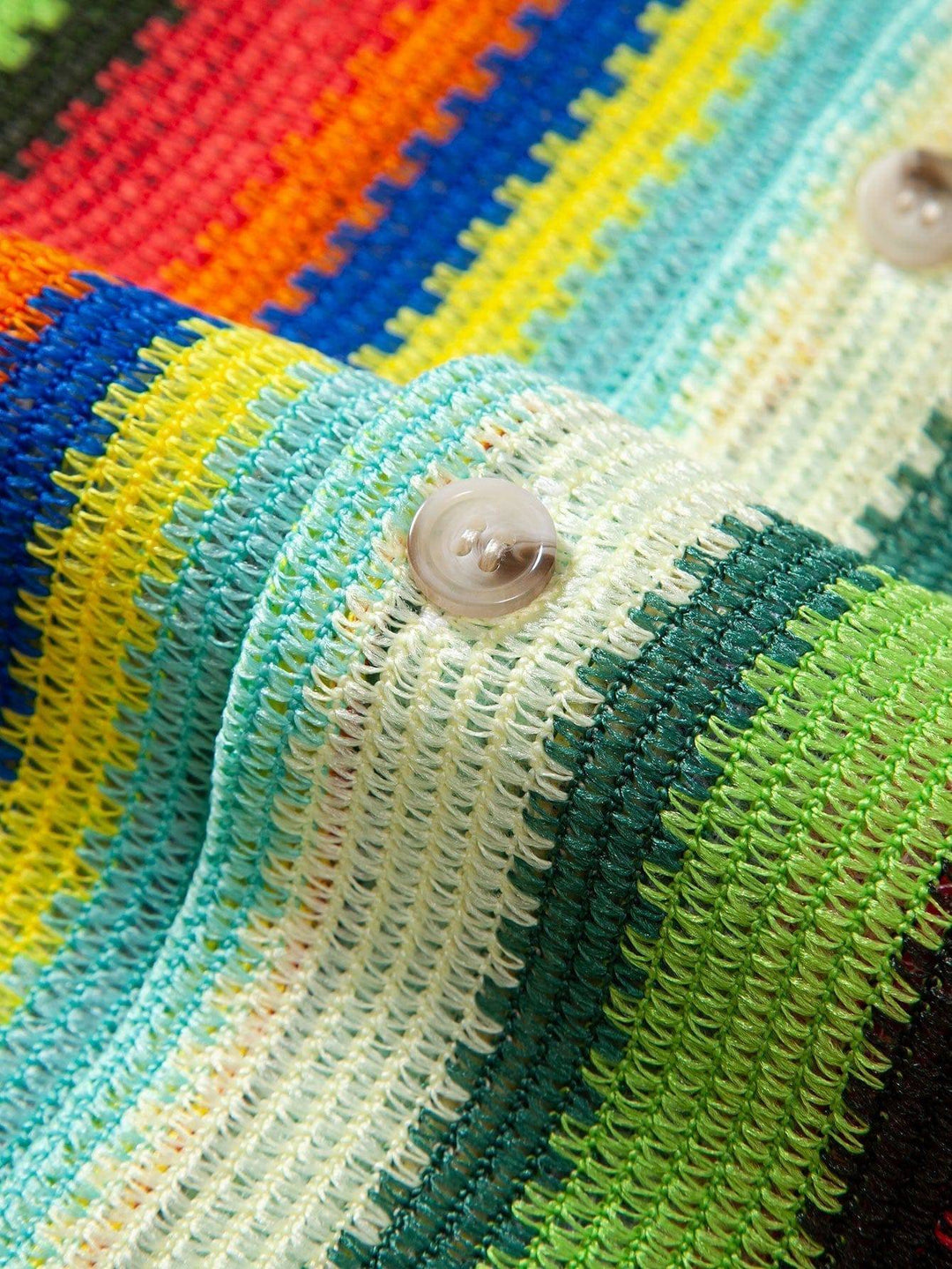 Emma & Rose Manhattan Xander™ short-sleeved beach set, two-piece outfit with colorful top and shorts for warm weather.