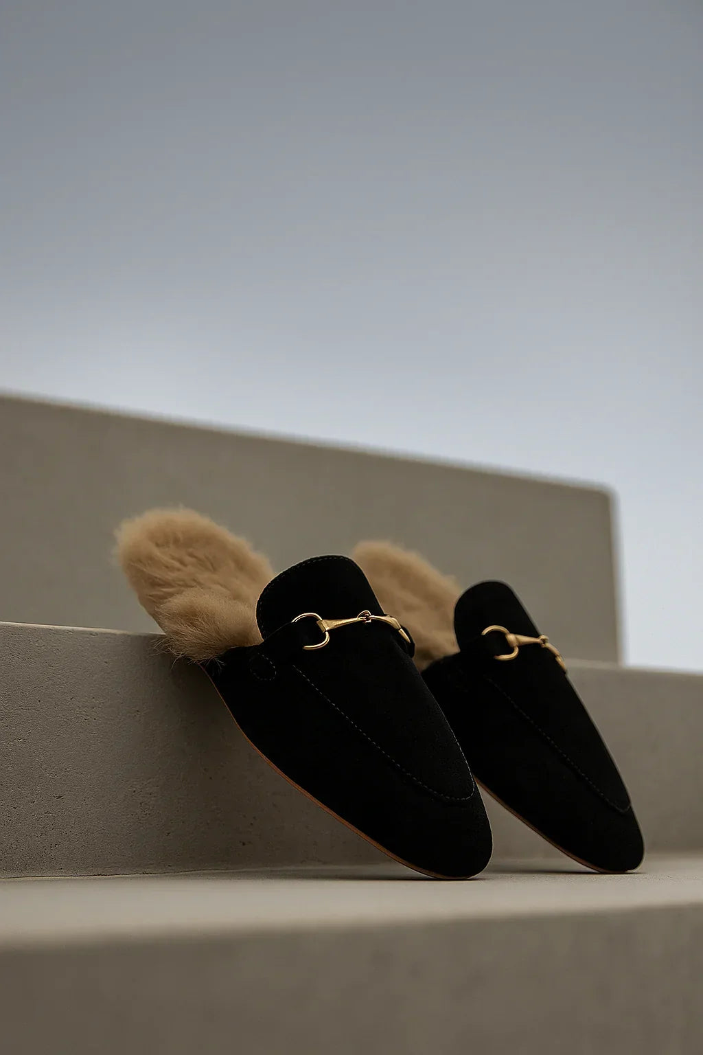 Ladies' Suede Mule Loafers with Fur Lining and Buckle