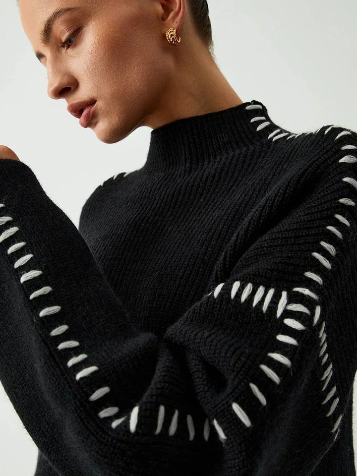 Short women's sweater with high collar - Modern and soft