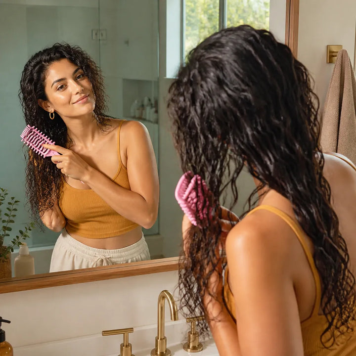 Curliza Ventilated Curly Hair Brush with Boar Bristles for Defined Ringlets - Elena Harper