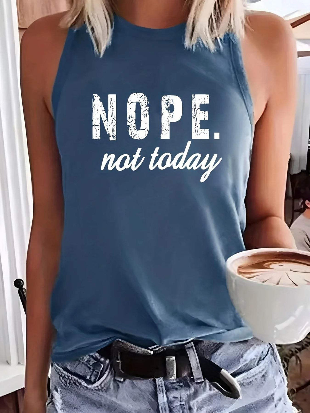 Casual T-Shirt for Women Eye-Catching Pattern V-Neck Perfect for Relaxed Days - Elena Harper