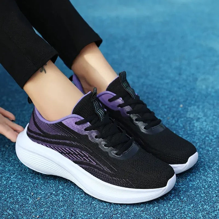 Ariana - Women's Trainer