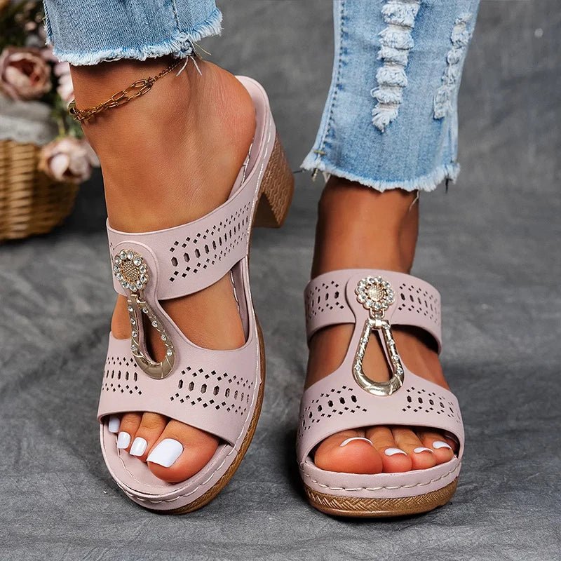 Nora - Orthopaedic Sandals