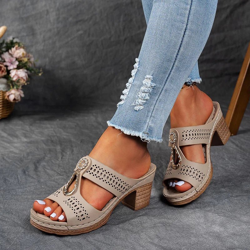 Nora - Orthopaedic Sandals