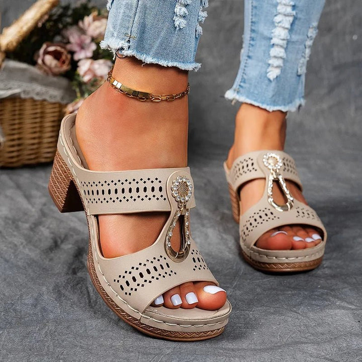 Nora - Orthopaedic Sandals