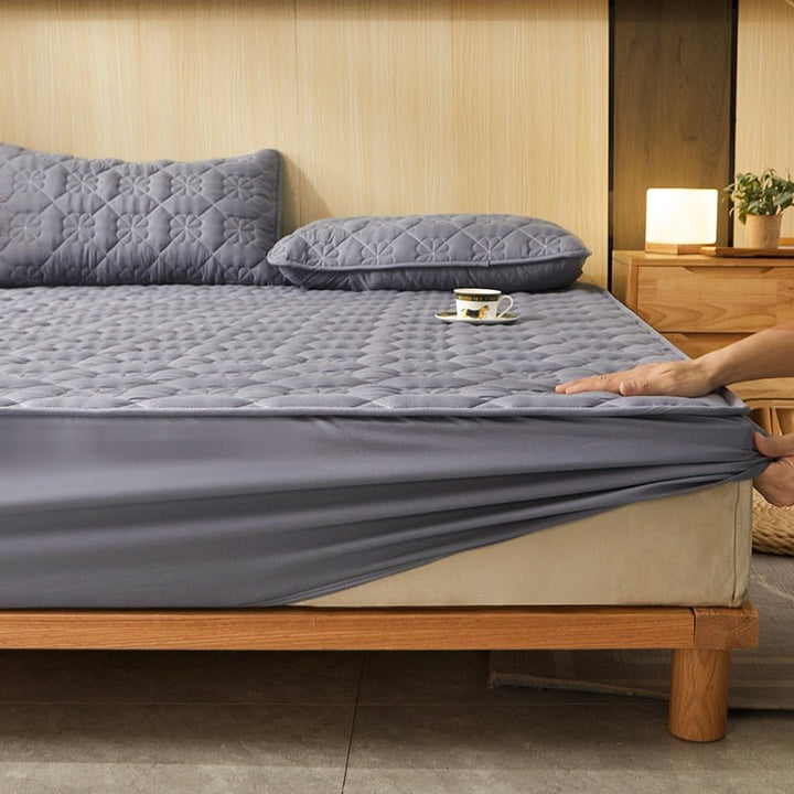 50% Discount | SuiteDreams - Luxurious Bedding Set
