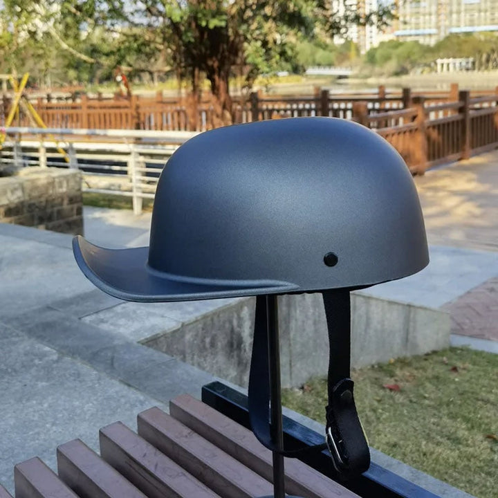 Motorcycle Helmet With Classic Cap Style Dot Approved