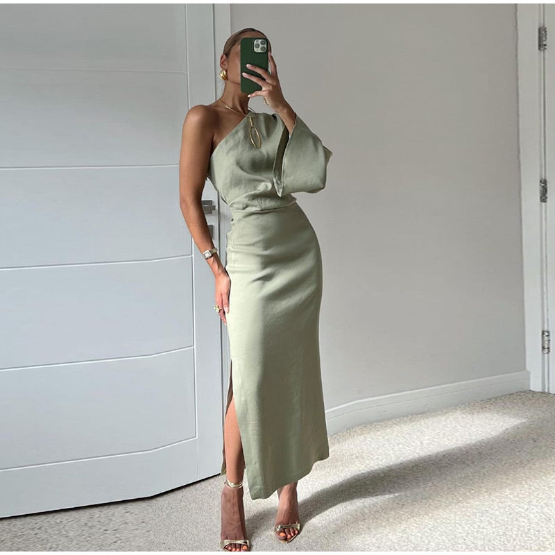 Livia - One-Shoulder Maxi Dress
