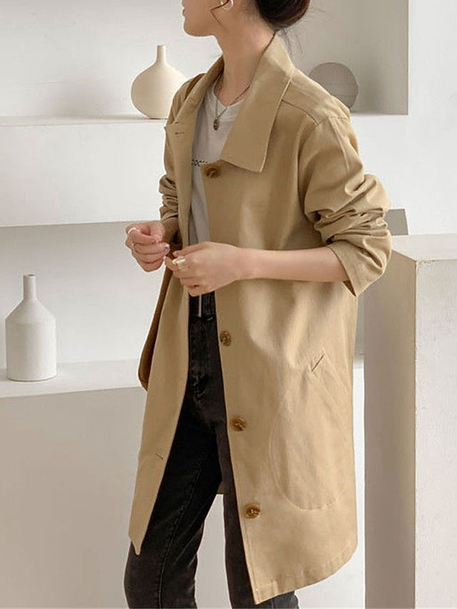 Women's Buttoned Rain Jacket - Breathable and Casual