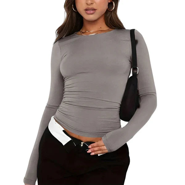 Laura – Minimalistic T-shirt