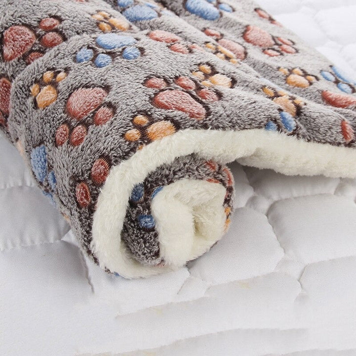 Plush Pet Calming Cloud Blanket for Ultimate Comfort