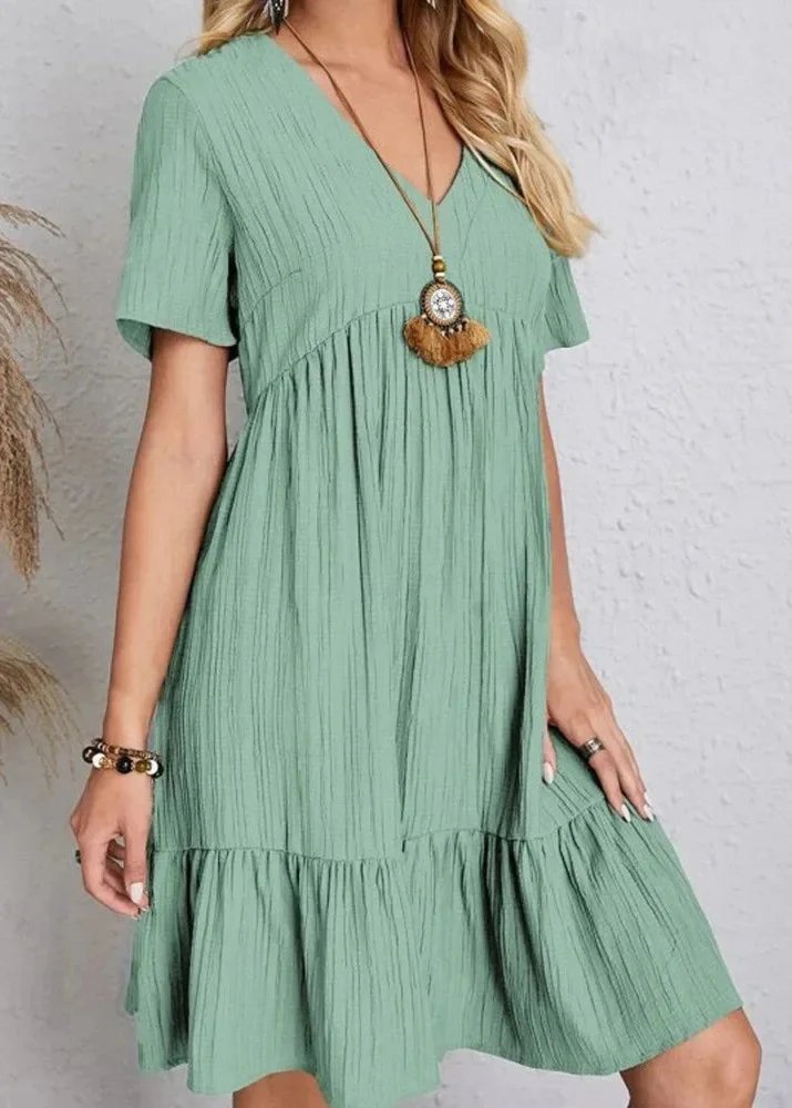 FLATTERING DRESS FOR WOMEN