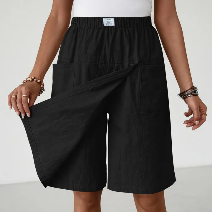 Women's Elastic Active Shorts with Pockets for Ultimate Comfort